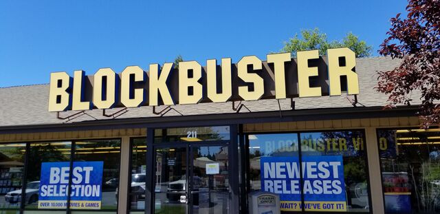 Blockbuster Laughed Netflix Out of the Room: The $50 Million Mistake