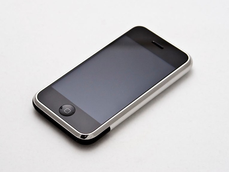 How Steve Jobs Convinced Apple to Bet Everything on a Phone and Changed the World